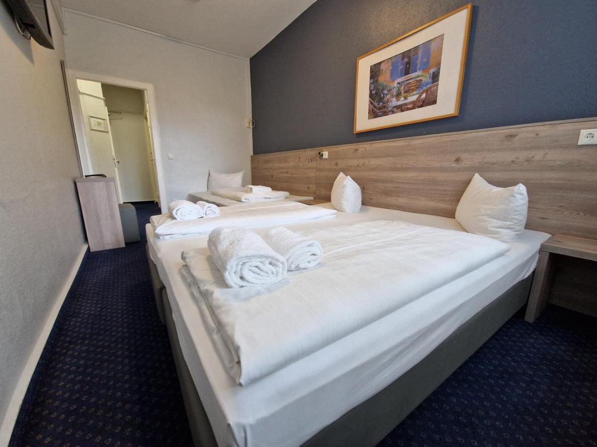 המבורג Hotel Mercedes/Centrum מראה חיצוני תמונה