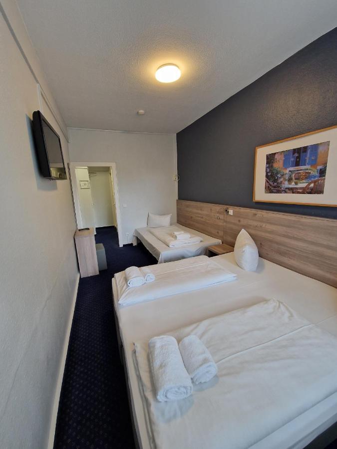 המבורג Hotel Mercedes/Centrum מראה חיצוני תמונה